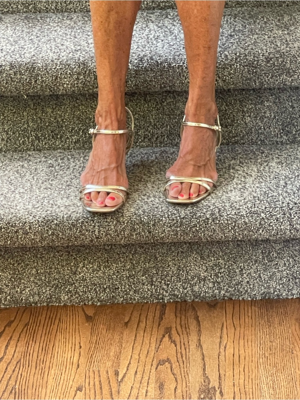 Sam Edelman Metallic Gold Strappy 2 1/4” Heel Sandals - Size 7.5 - Picture 6 of 6
